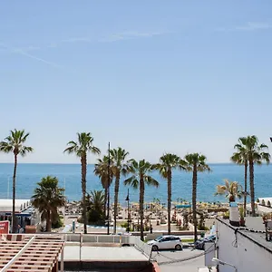 spacious-200-sqm-penthouse-with-sea-view-terraces.es-andalucia.com/