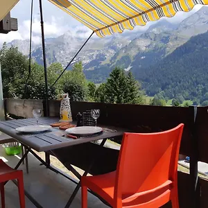 la-clusaz-2-pieces-4-etoiles-vue-extraordinaire-sur-la.hotels-rhonealpes.com/